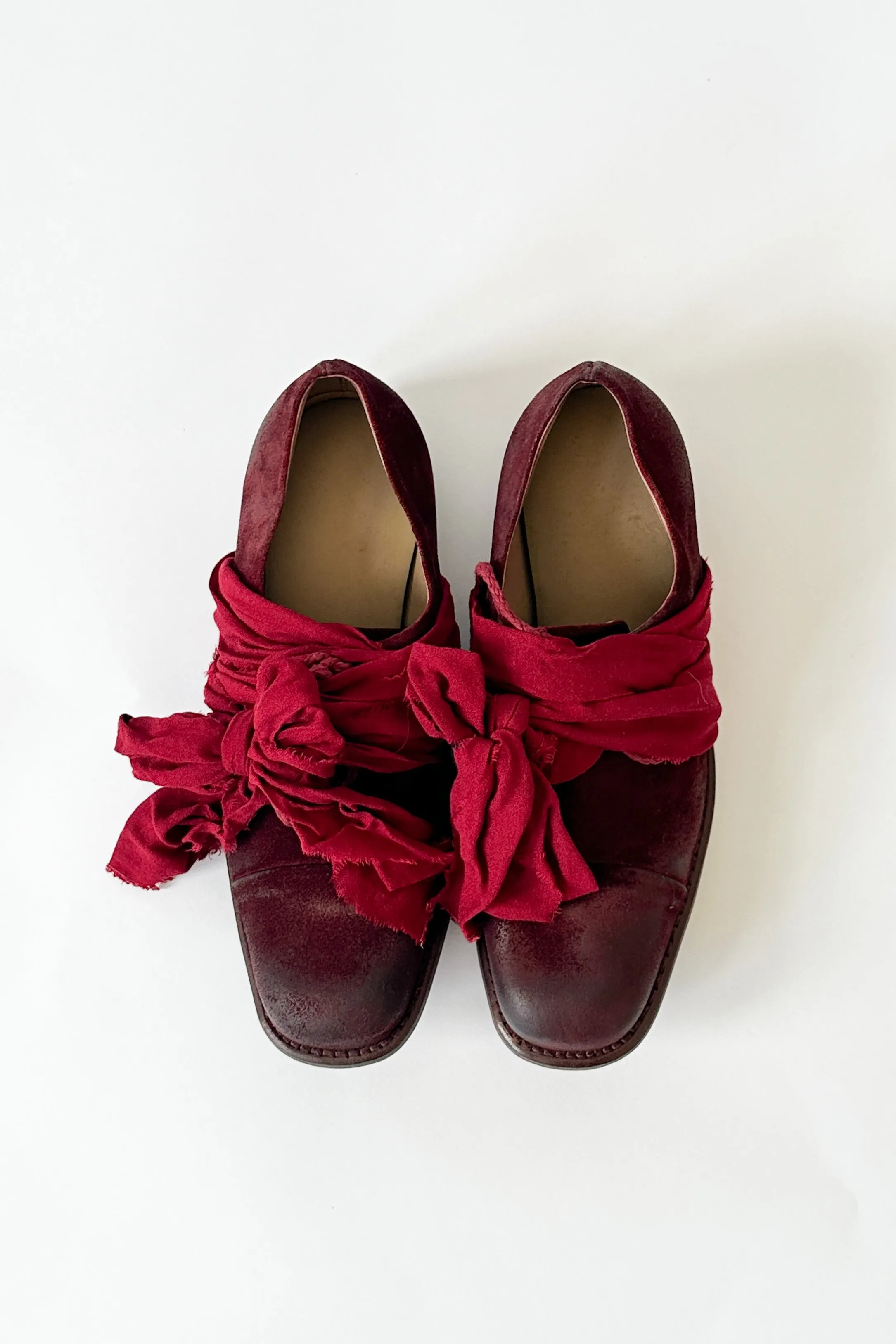 Cherevichkiotvichki - Square Derby with Toe Cap - Red