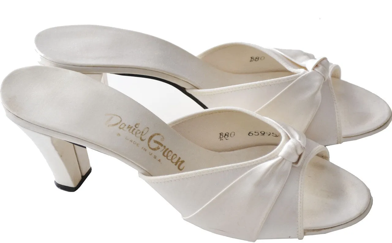 Daniel Green Vintage Ivory Satin Hostess Slippers Wedding Shoes 8 M