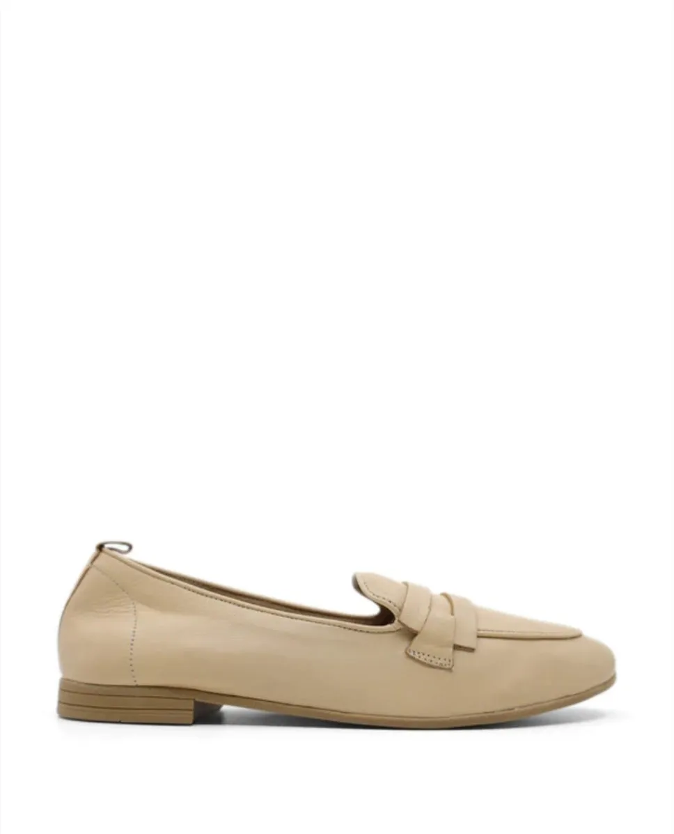 Luna Sole Corey Flat Shoes