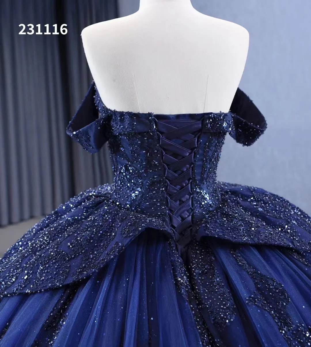 Sparkly Royal Blue Ball Gowns Beaded Sweet 16 Ball Gown Quinceanera Dress 231116