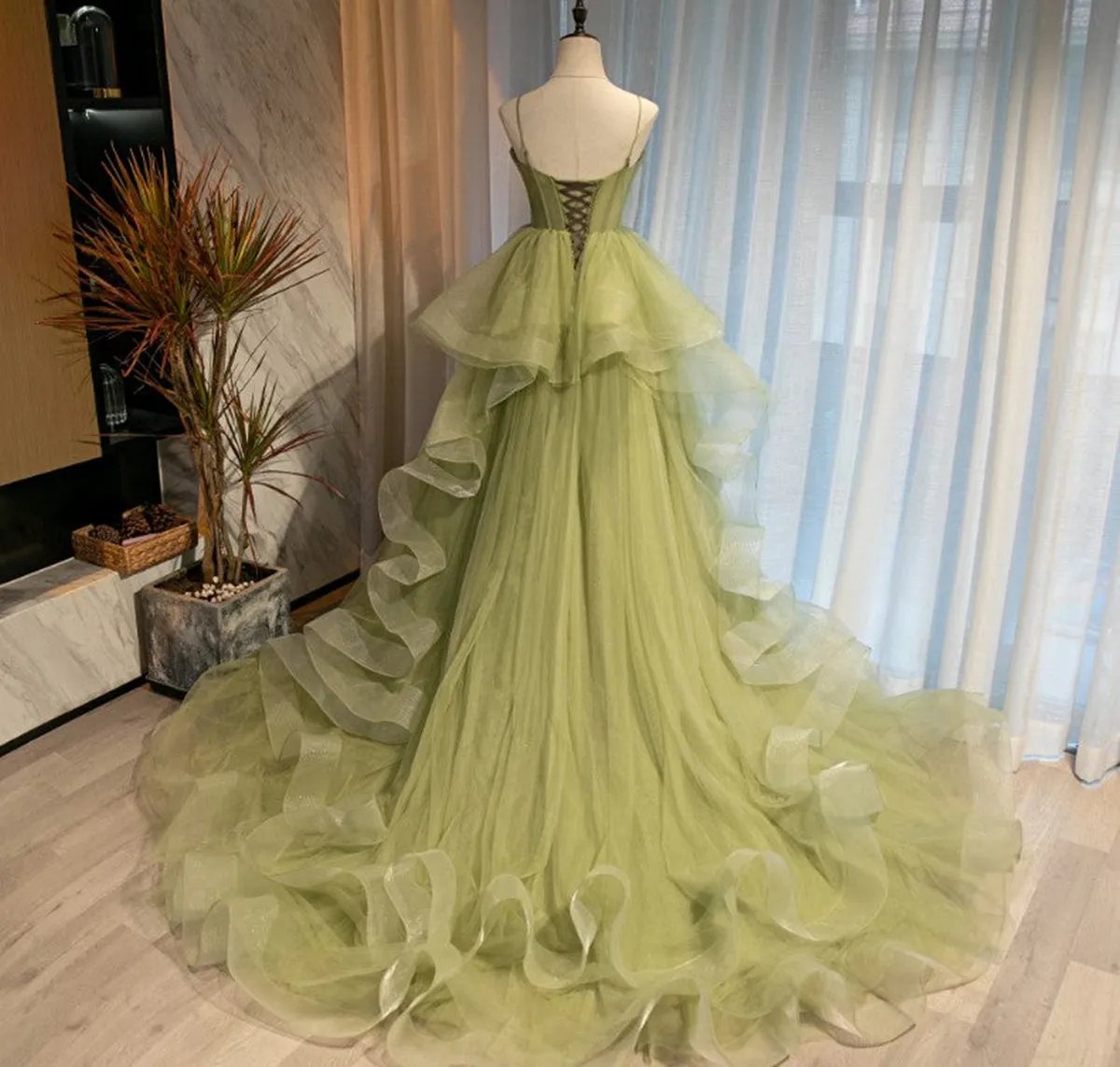 Sweetheart Neck Green Tulle Long Prom Dresses, Green Tulle Long Formal Graduation Dresses