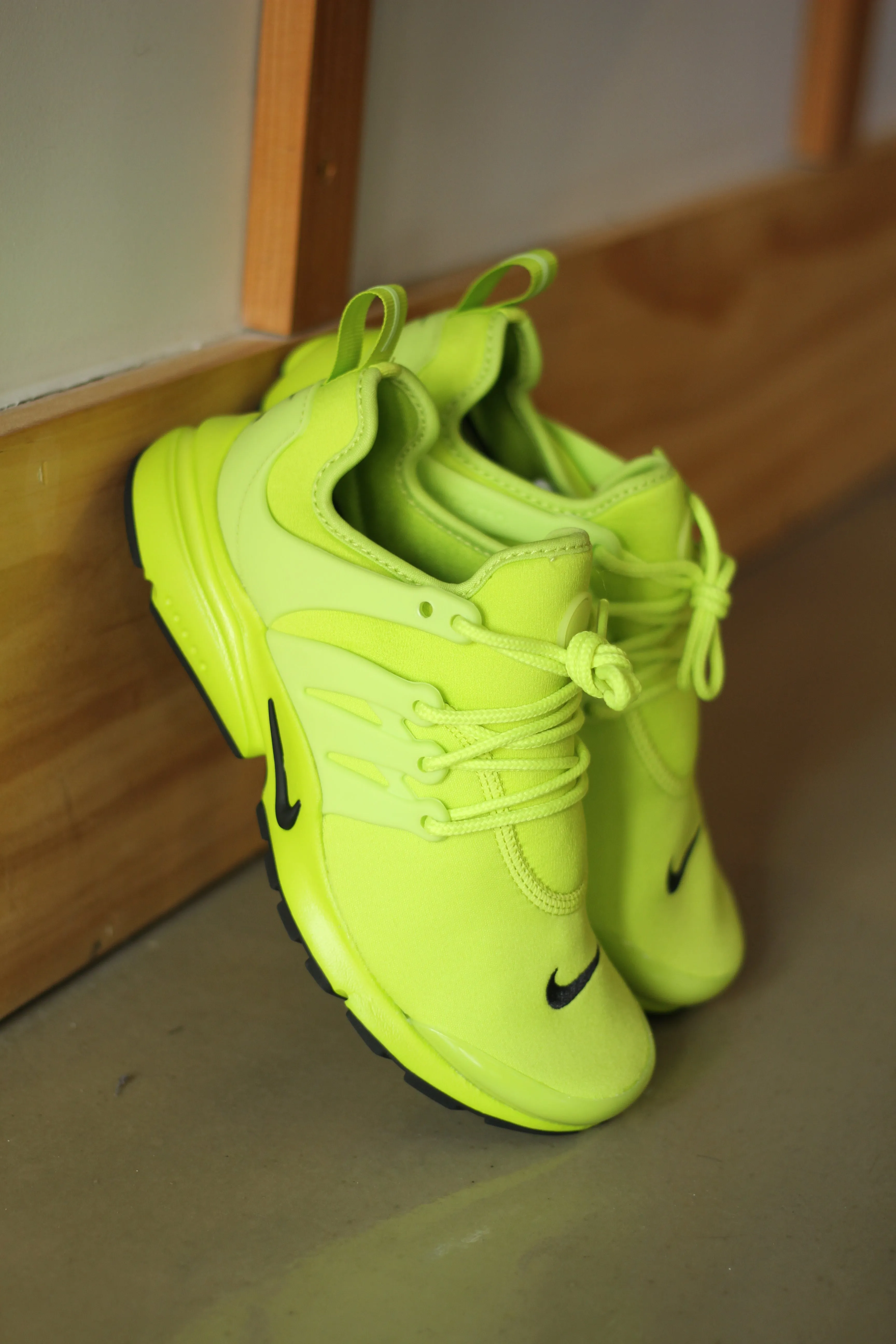 W AIR PRESTO "ATOMIC GREEN"